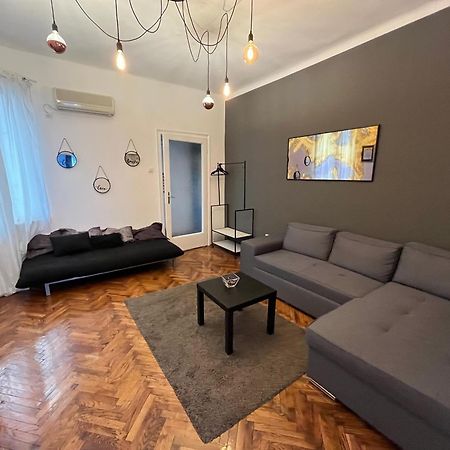 Two Bedroom Apartment Near Slavija Square Belgrad Exterior foto