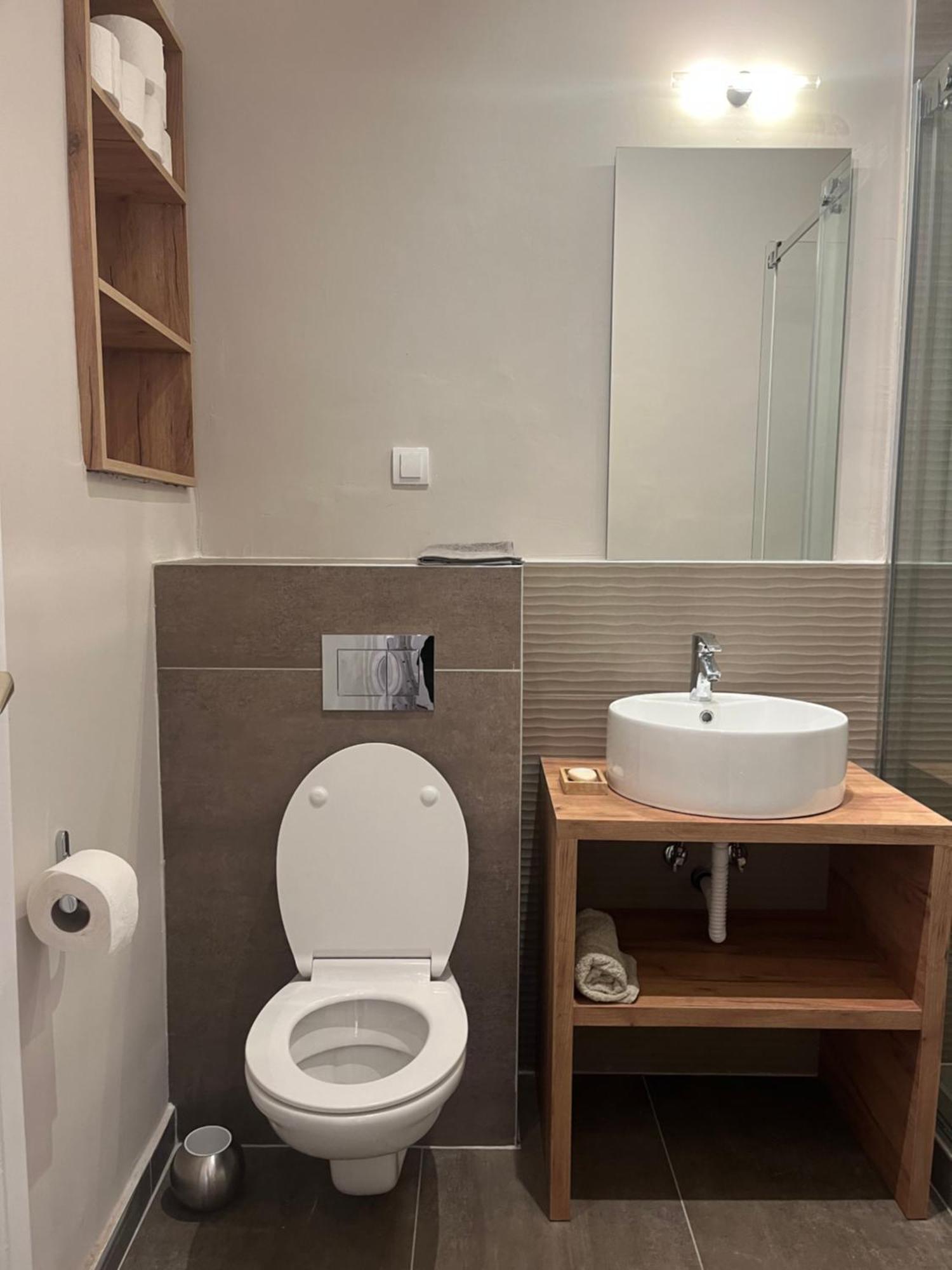 Two Bedroom Apartment Near Slavija Square Belgrad Exterior foto